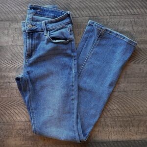 Old Navy Women’s Mid-Rise Bootcut Jeans
